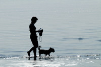 Vrouw met hond; Woman with dog